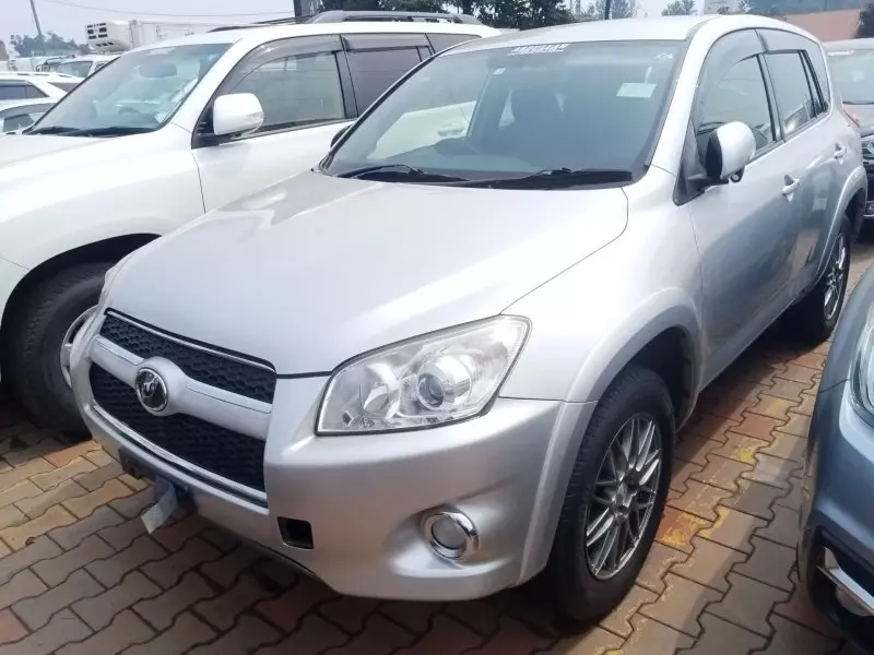Toyota RAV 4   - 2012