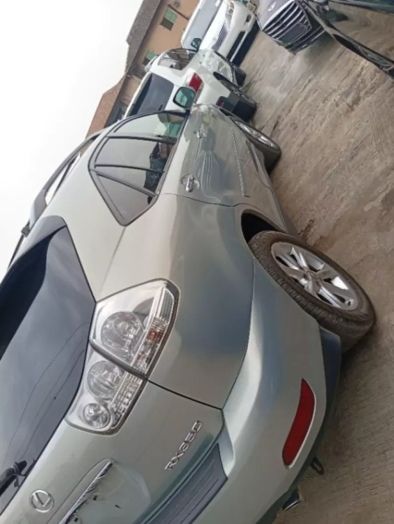 Lexus RX 350   - 2009