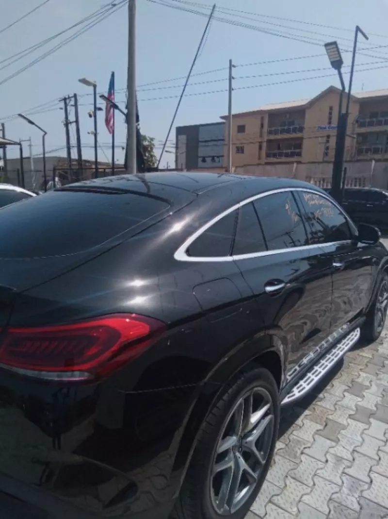 Mercedes-Benz GLE 53 AMG   - 2021