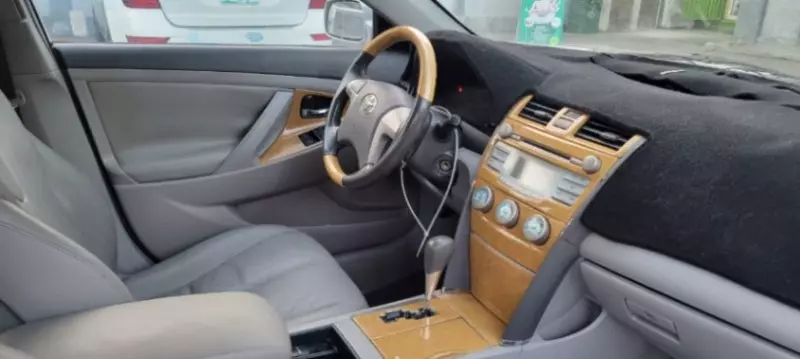 TOYOTA Camry   - 2009