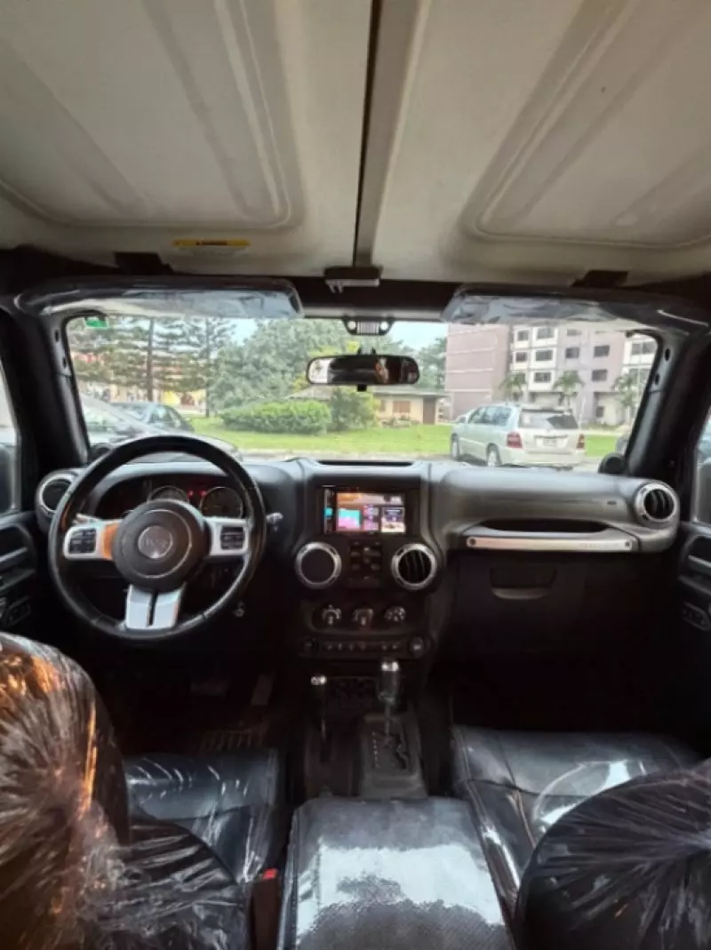 JEEP Wrangler   - 2011