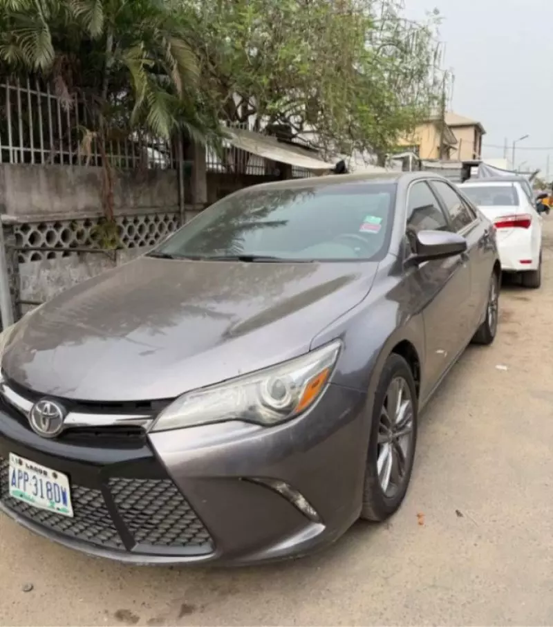 TOYOTA Camry   - 2015