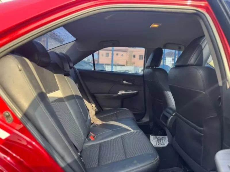TOYOTA Camry - 2014