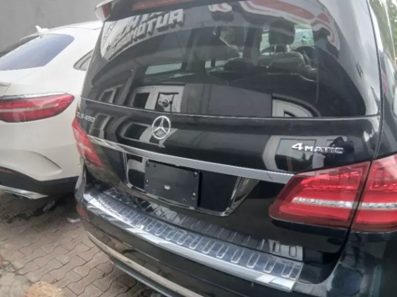 Mercedes-Benz GLS 450   - 2017
