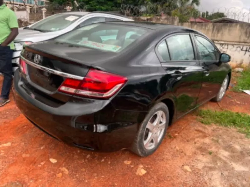 Honda Civic - 2013