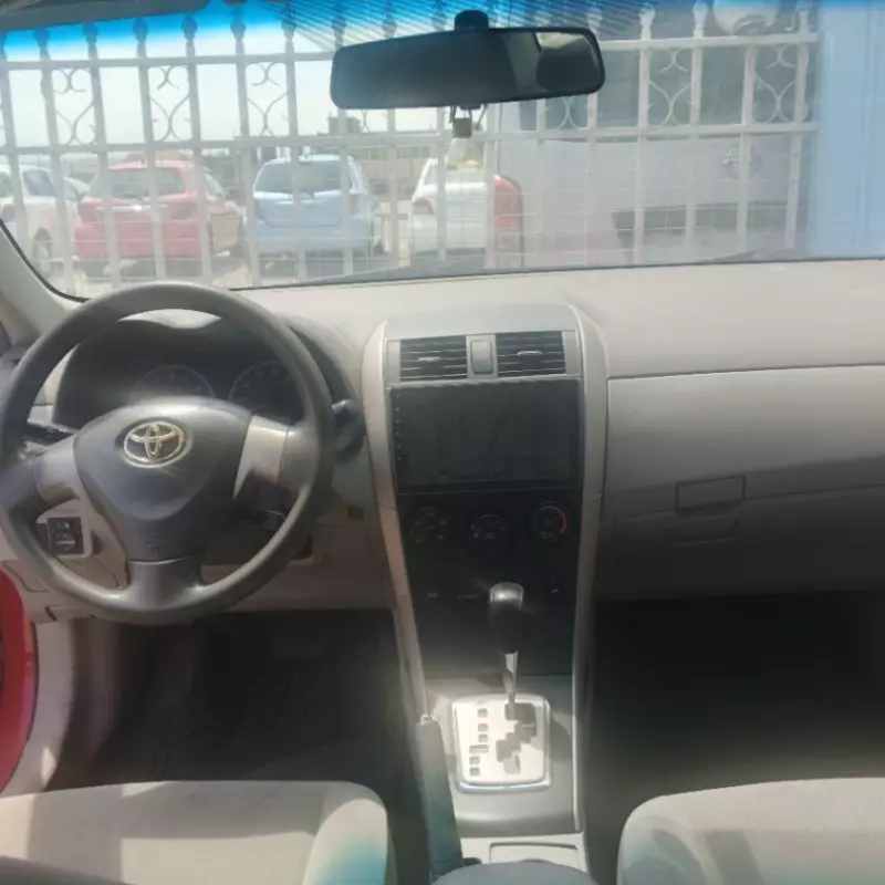 TOYOTA Corolla   - 2010