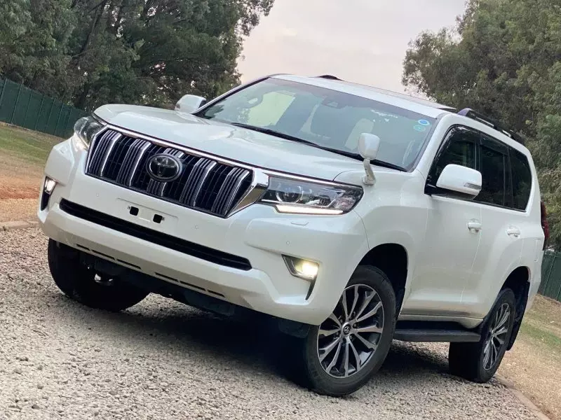 TOYOTA Landcruiser Prado - 2019