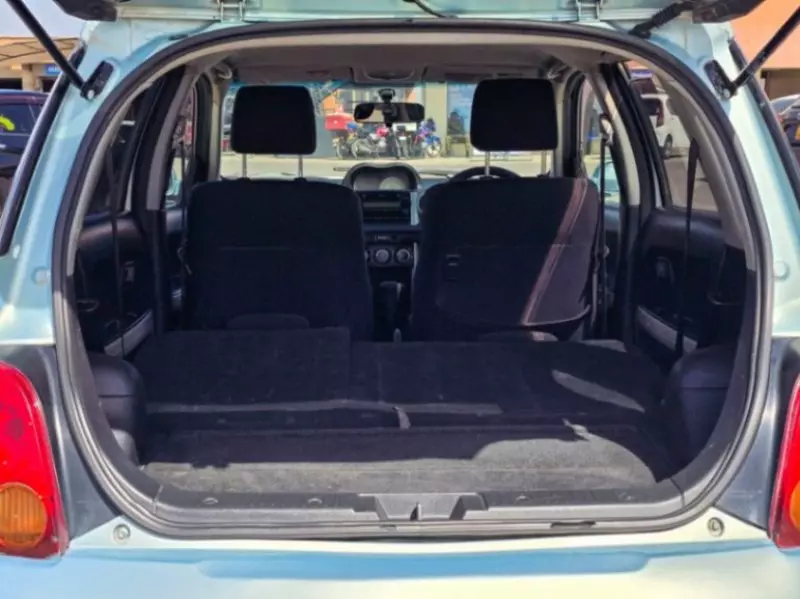 TOYOTA Ist    - 2009