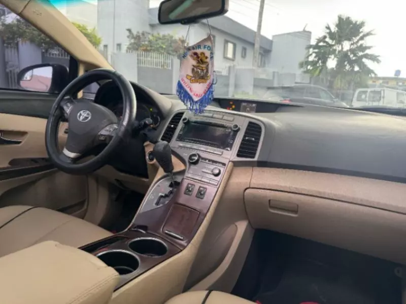 Toyota Venza - 2011