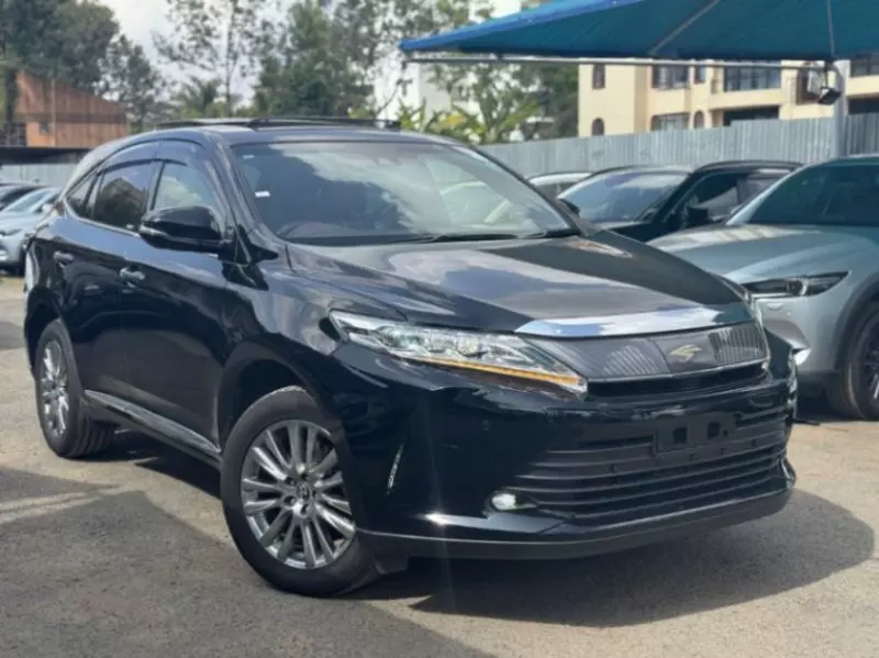 Toyota Harrier   - 2019