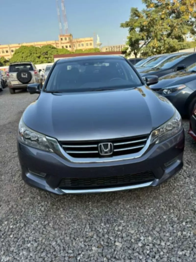 Honda Accord   - 2013