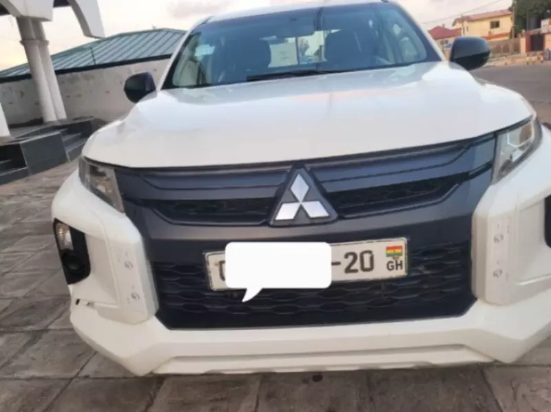 Mitsubishi L200   - 2020