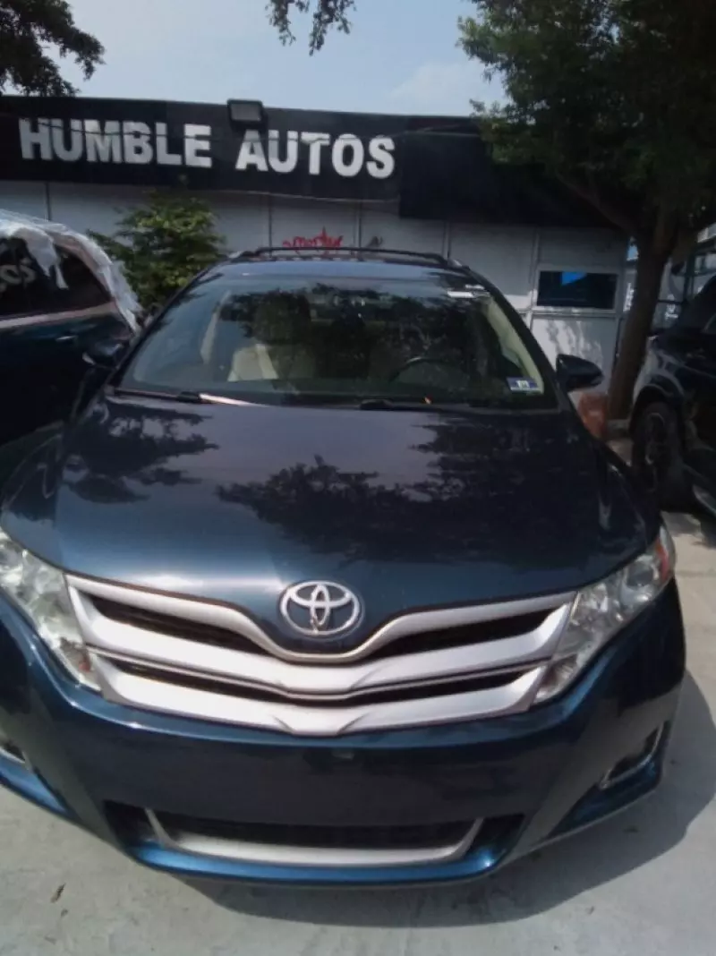 Toyota Venza   - 2013