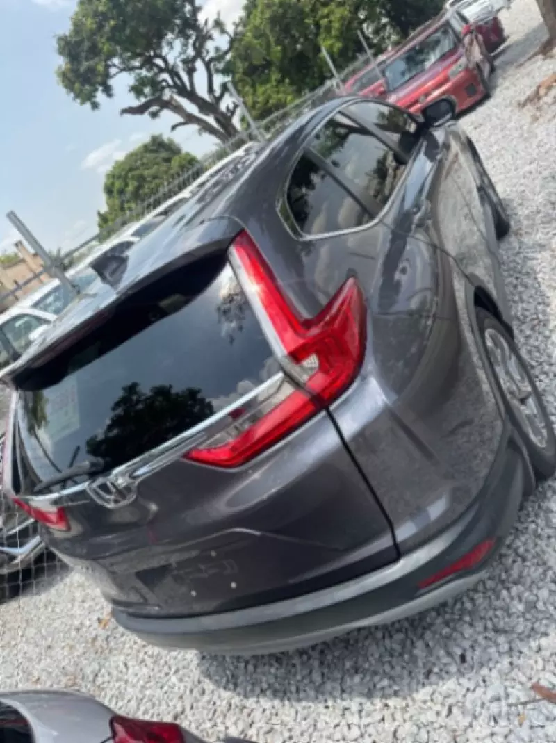 Honda CR-V   - 2017