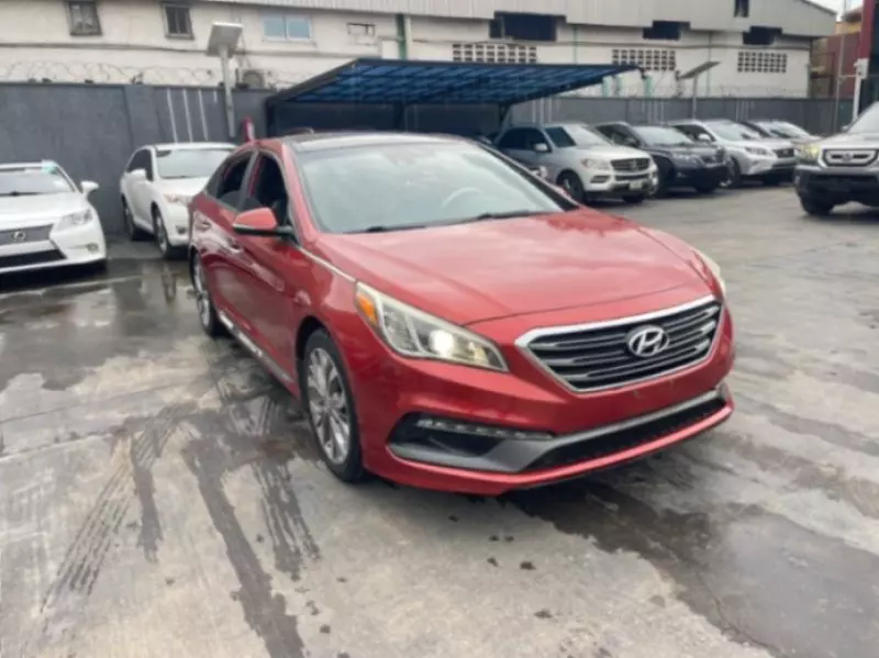 Hyundai Sonata   - 2015
