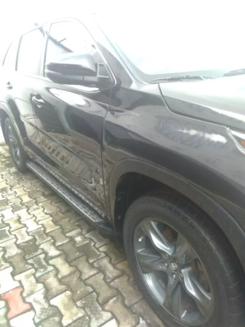 Toyota Highlander   - 2014