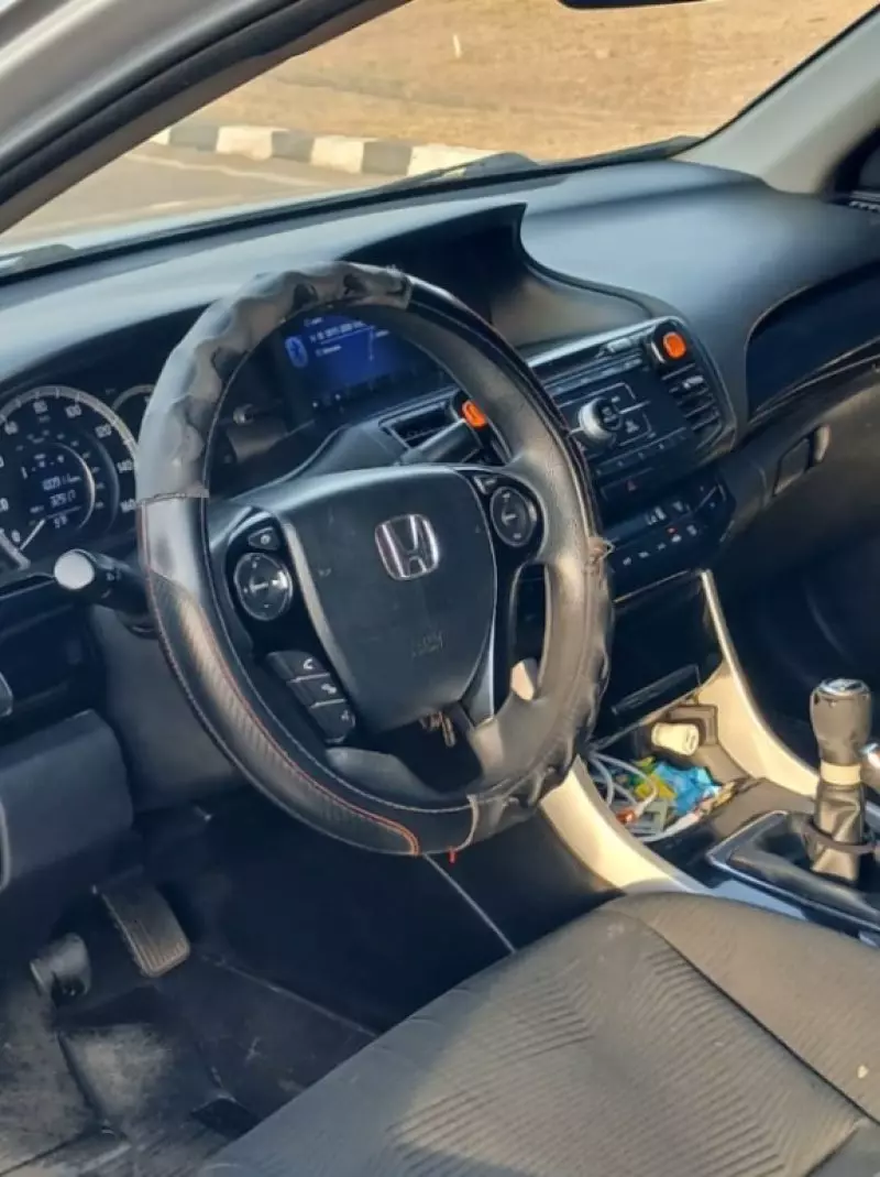 Honda Accord   - 2017