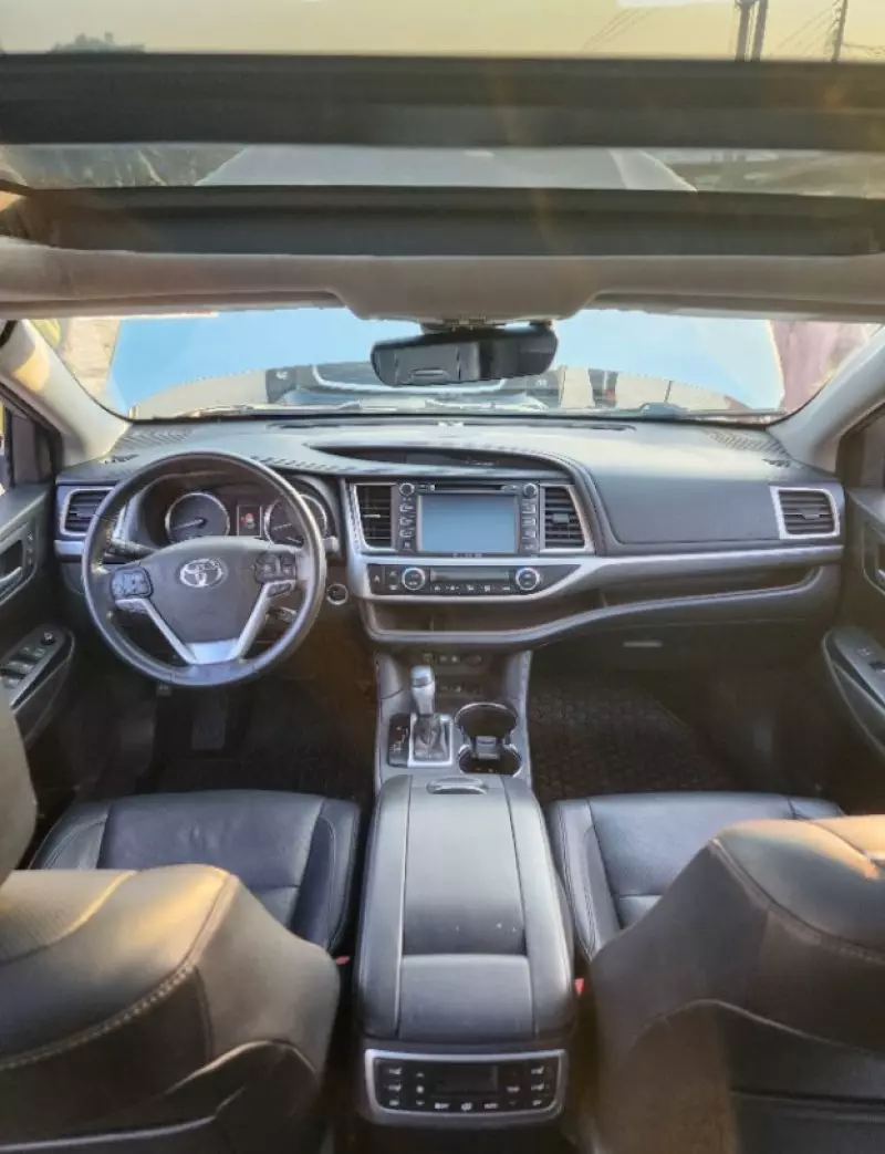 Toyota Highlander   - 2018