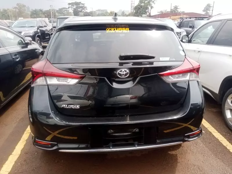 Toyota Auris   - 2017