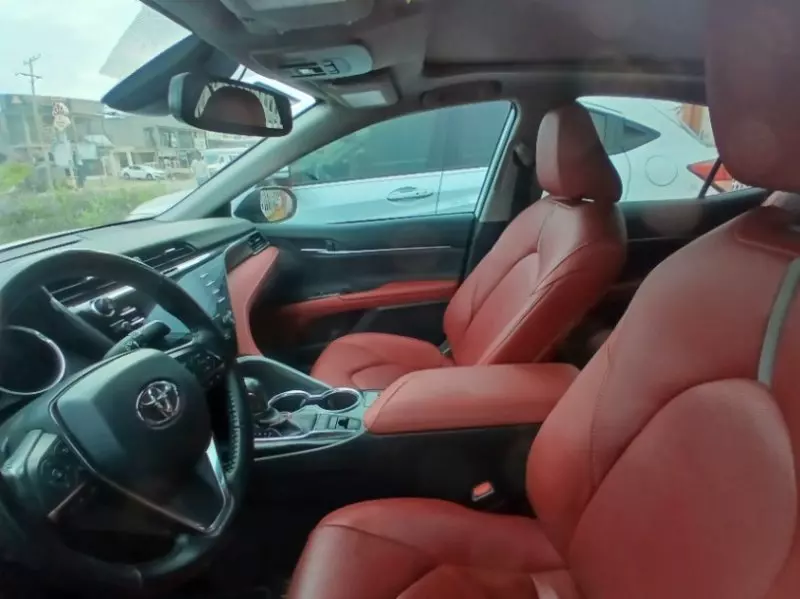 TOYOTA Camry - 2019