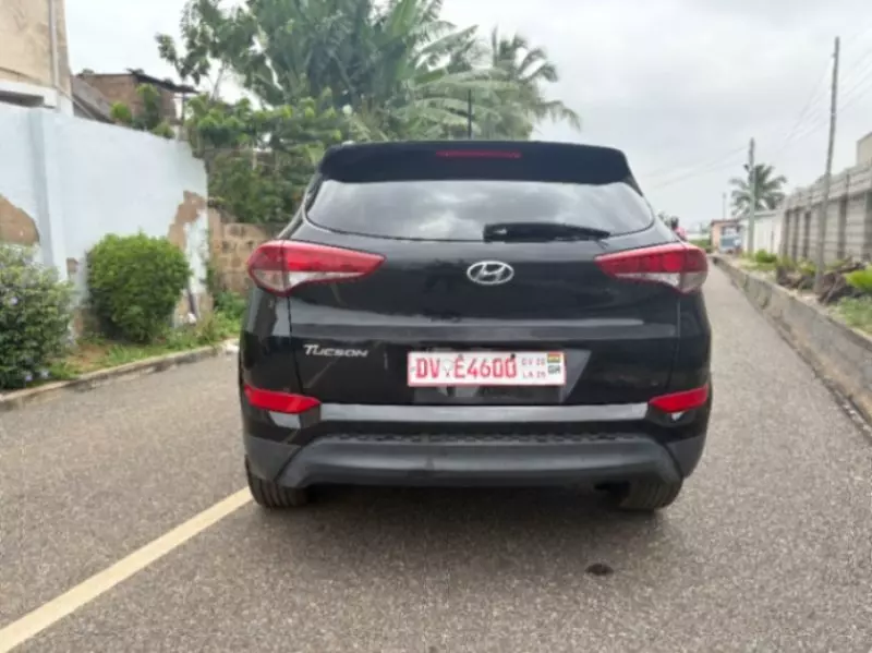 Hyundai Tucson   - 2016