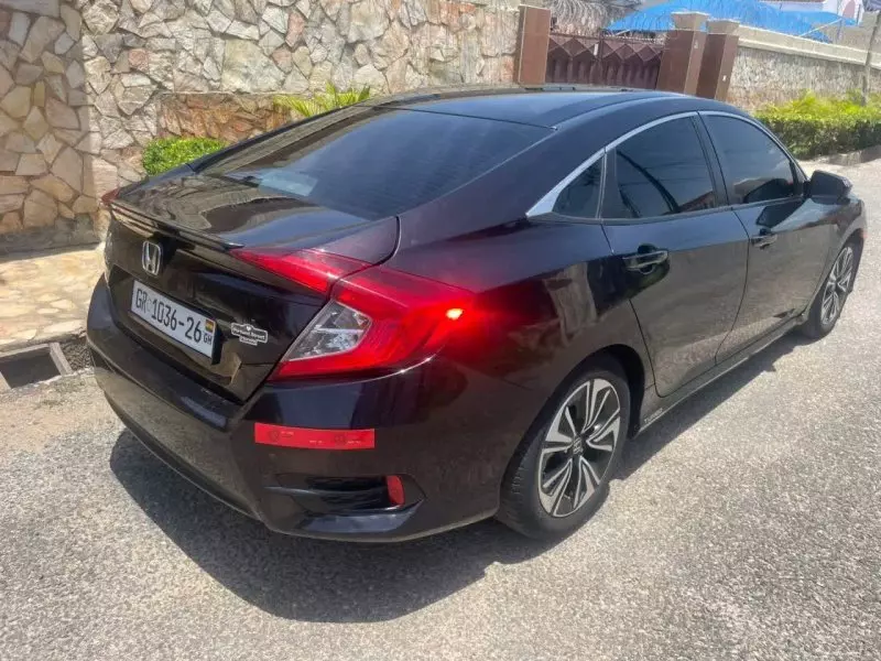 Honda Civic   - 2016