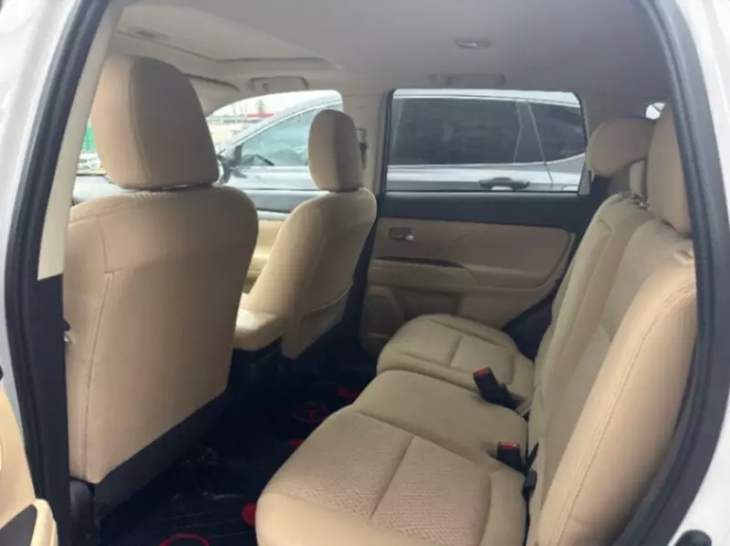 Mitsubishi OUTLANDER   - 2018