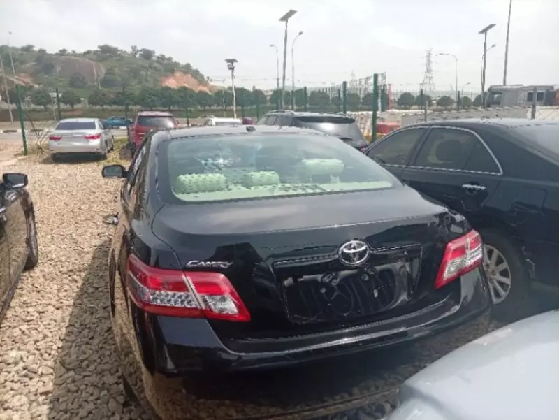 TOYOTA Camry   - 2011