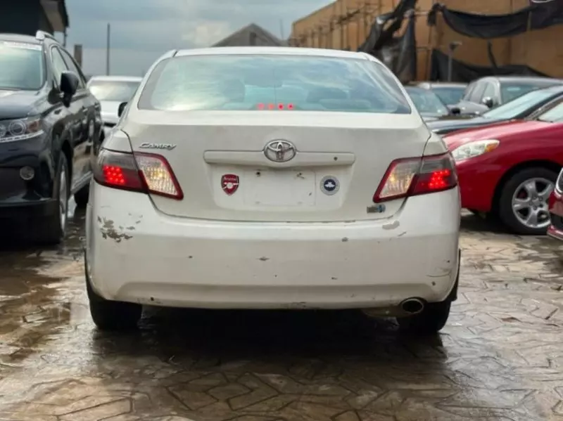 TOYOTA Camry   - 2009