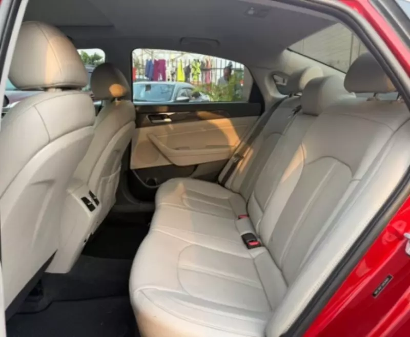 Hyundai Sonata   - 2018