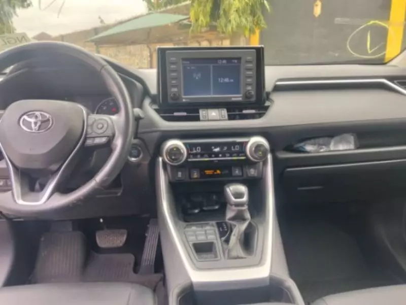 Toyota RAV4   - 2021
