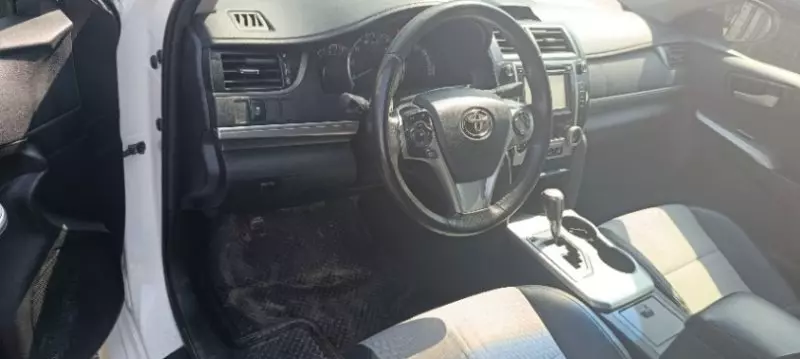Toyota camry - 2012