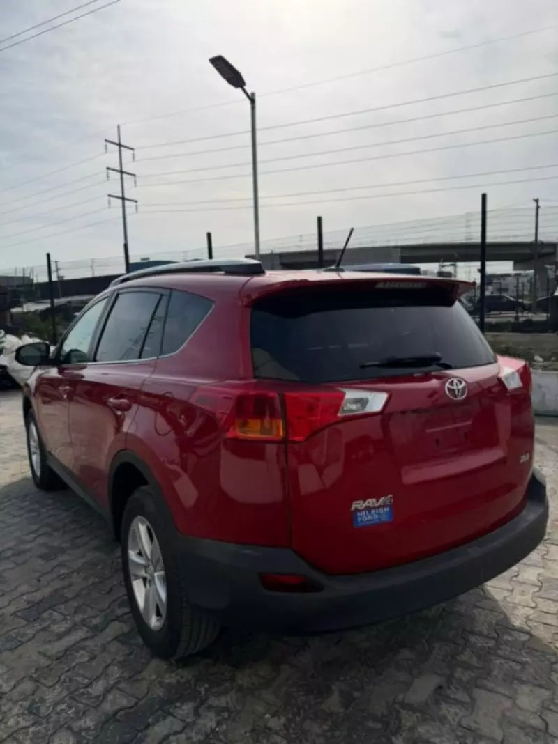 Toyota RAV 4   - 2014