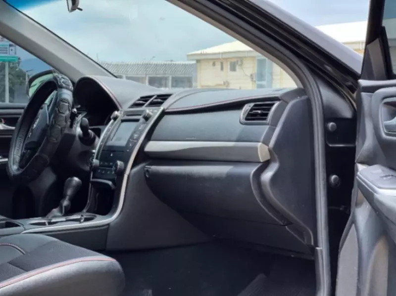 TOYOTA Camry   - 2017