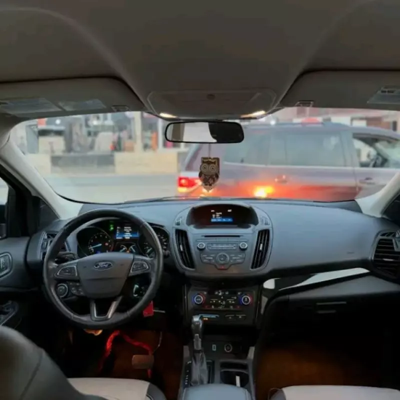Ford Escape   - 2018