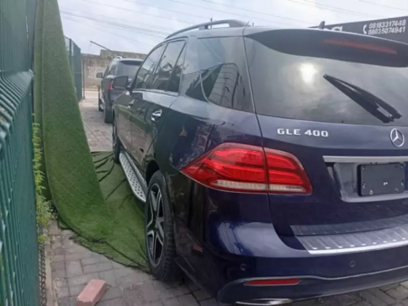 Mercedes-Benz GLE 400   - 2016