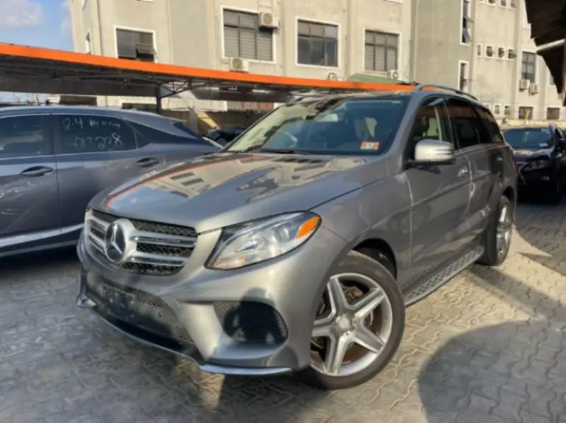 Mercedes-Benz GLE-Class   - 2016