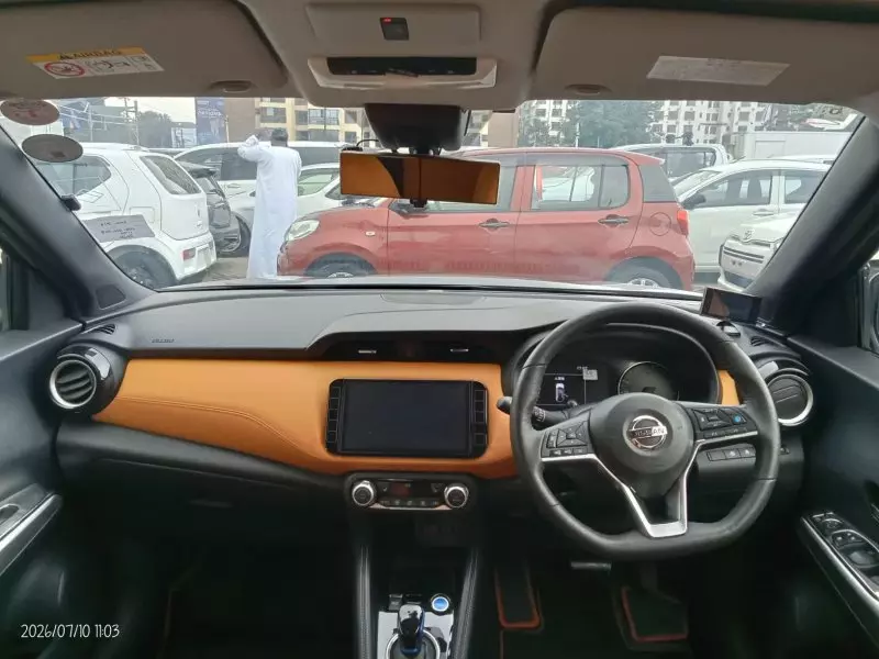 Nissan Kicks   - 2020