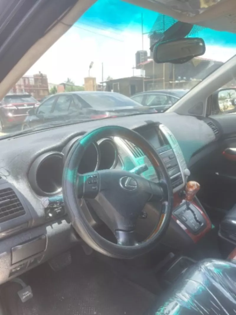 Lexus RX   - 2005