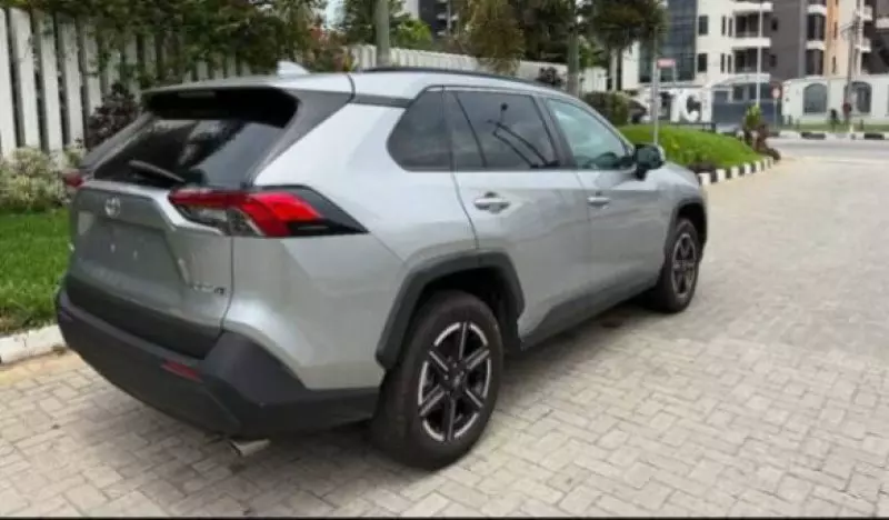 TOYOTA RAV4   - 2014
