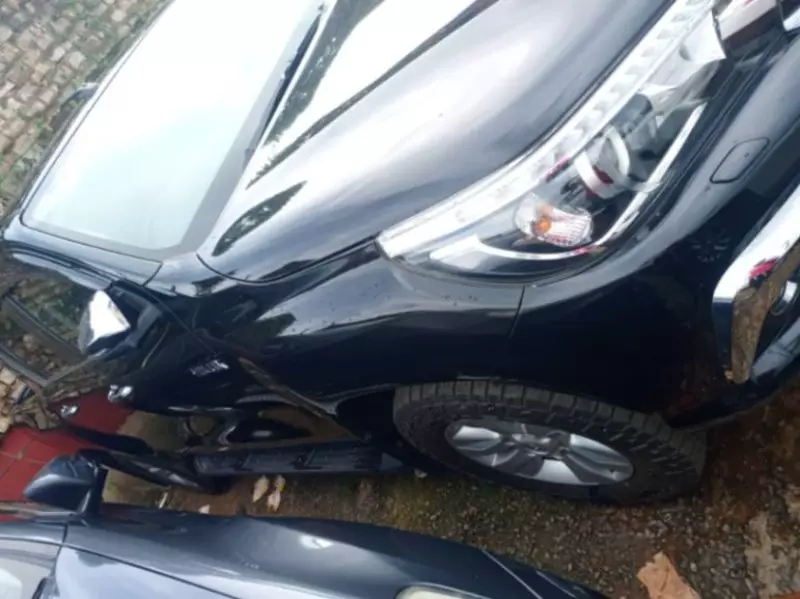 TOYOTA Hilux   - 2019