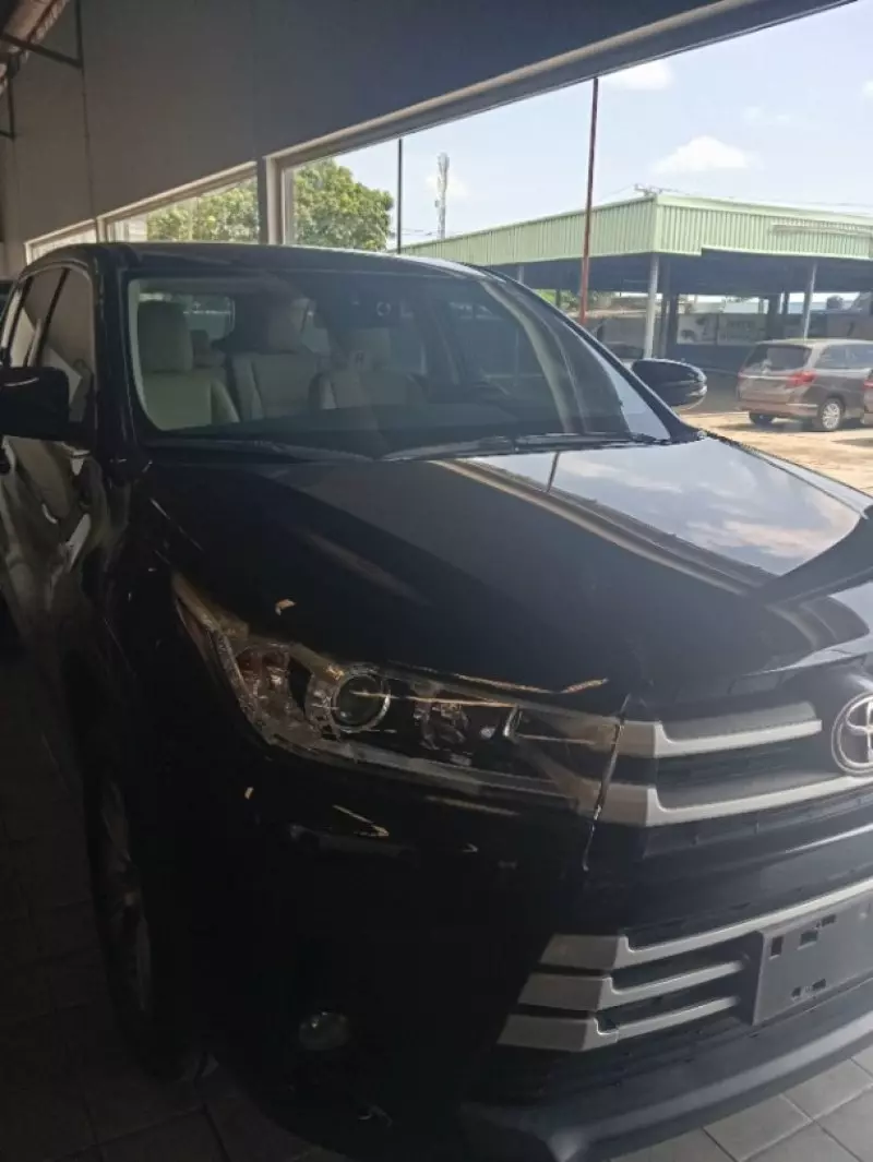 Toyota Highlander   - 2020