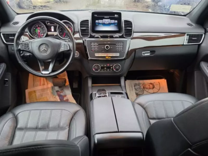 Mercedes-Benz GLE-Class   - 2018