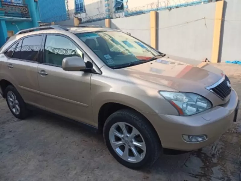 Lexus RX   - 2009