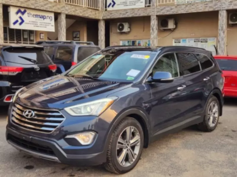 Hyundai Santa Fe   - 2014