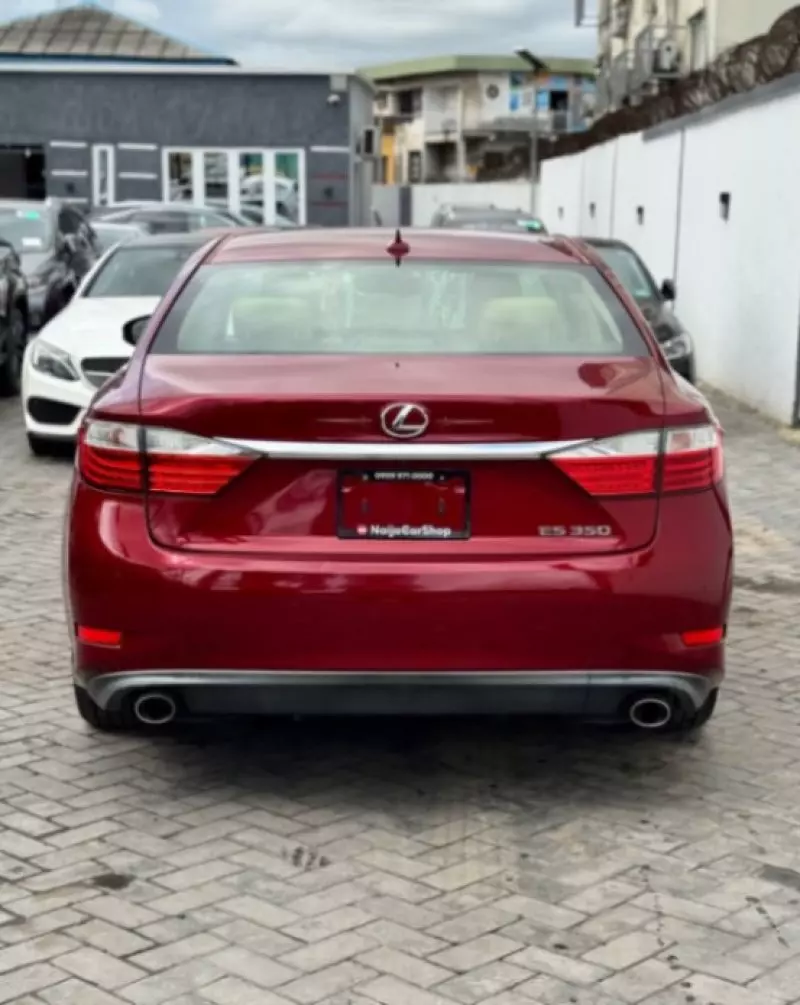 Lexus ES 350   - 2013