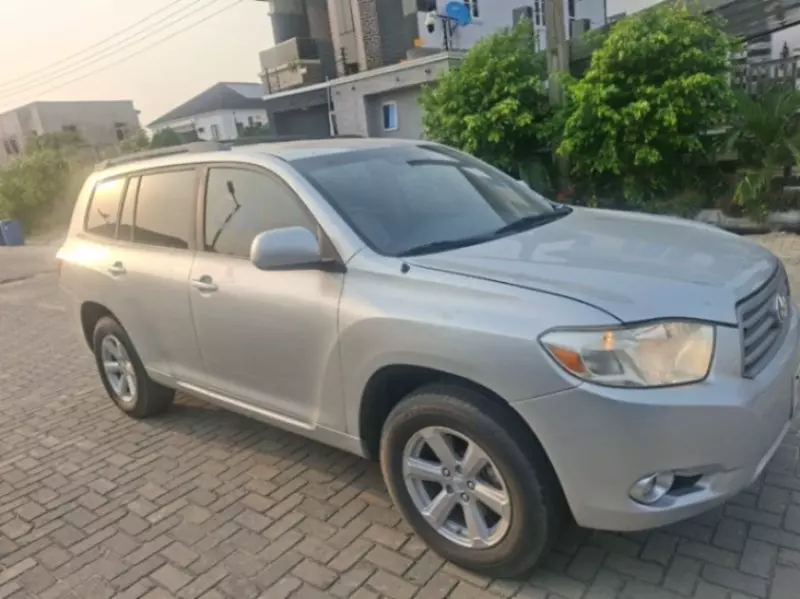 Toyota Highlander   - 2008
