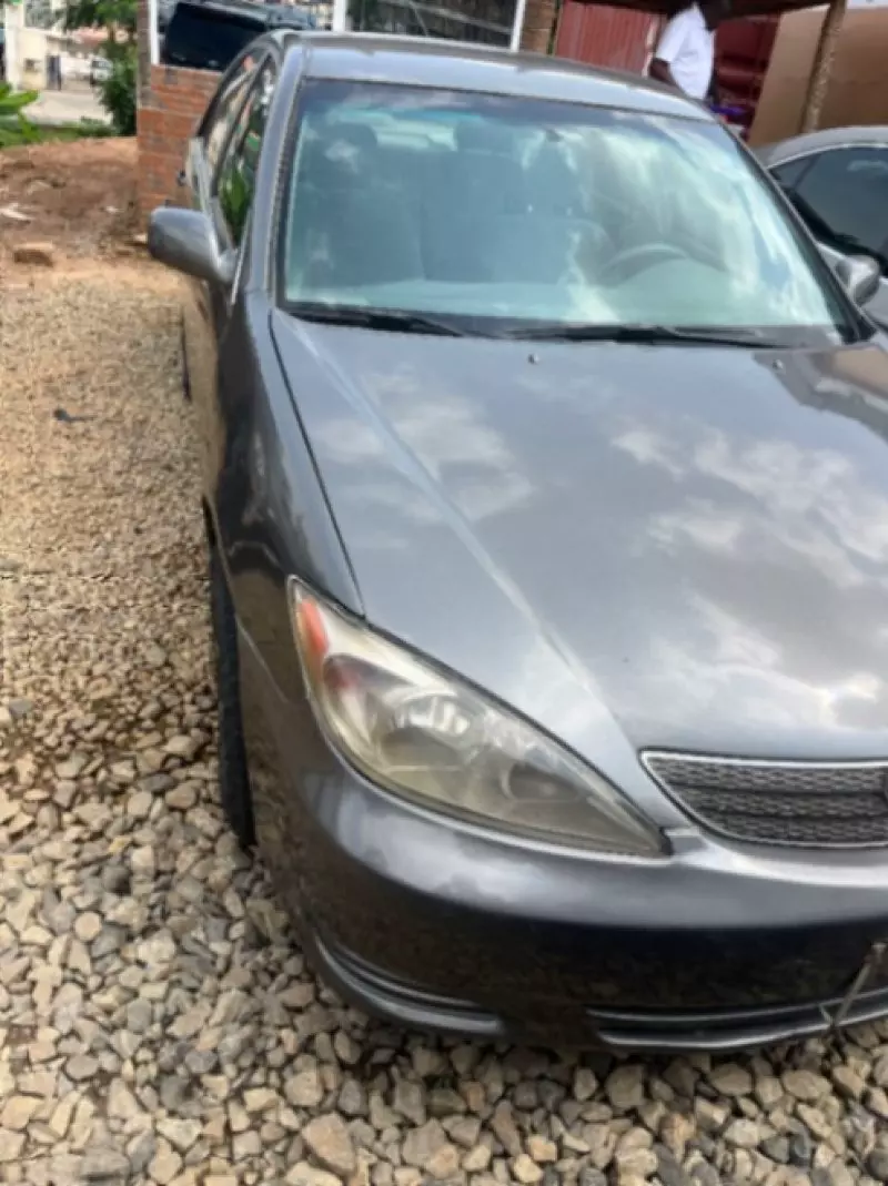 Toyota Camry   - 2003