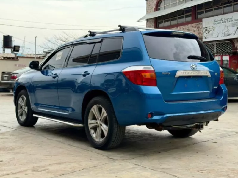 Toyota Highlander   - 2008