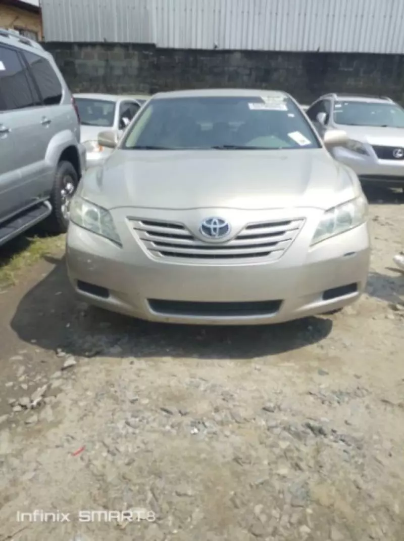 Toyota Camry   - 2007